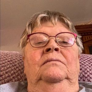 Meet your Posher, Bonnie